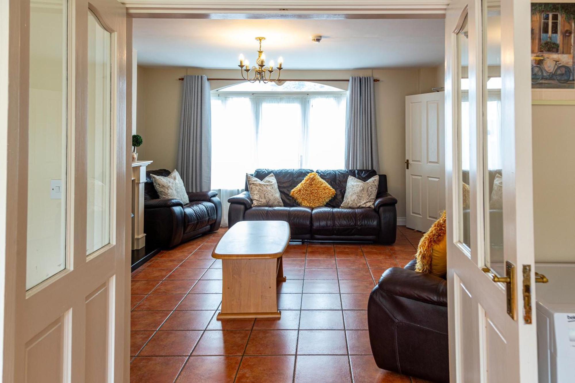Kerry Holiday Homes At The Killarney Holiday Village Экстерьер фото