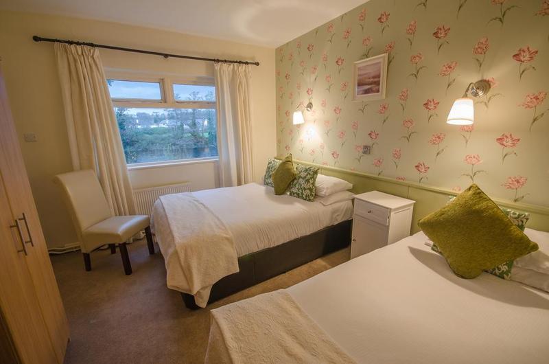 Kerry Holiday Homes At The Killarney Holiday Village Экстерьер фото